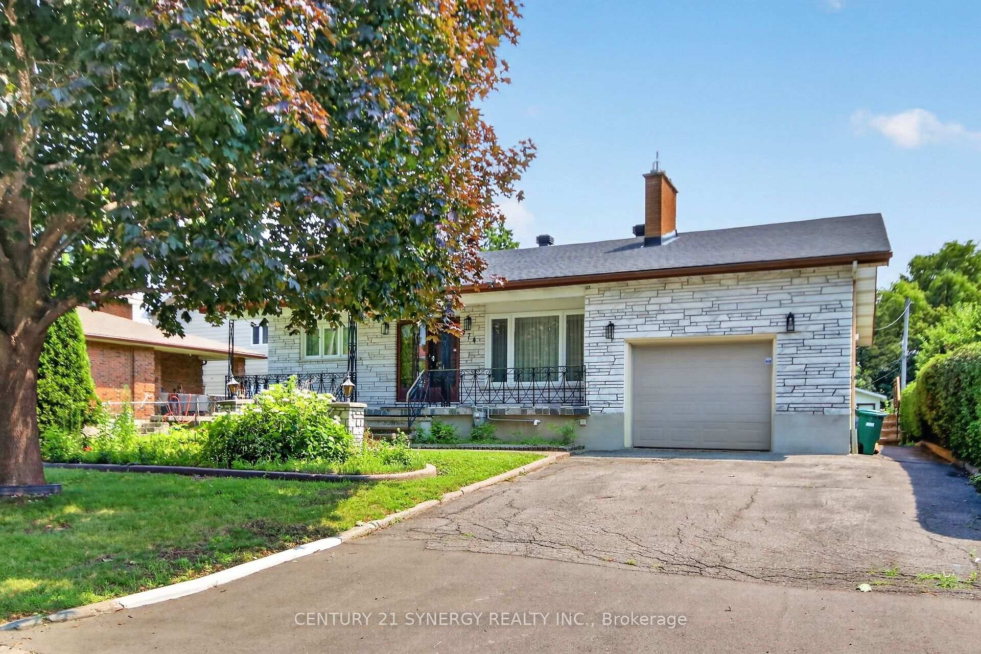 974 Greenbriar Avenue, Mooneys Bay - Carleton Heights and Area, ON K2C 0J7 — Mooneys Bay - Carleton Heights and Area, Ontario