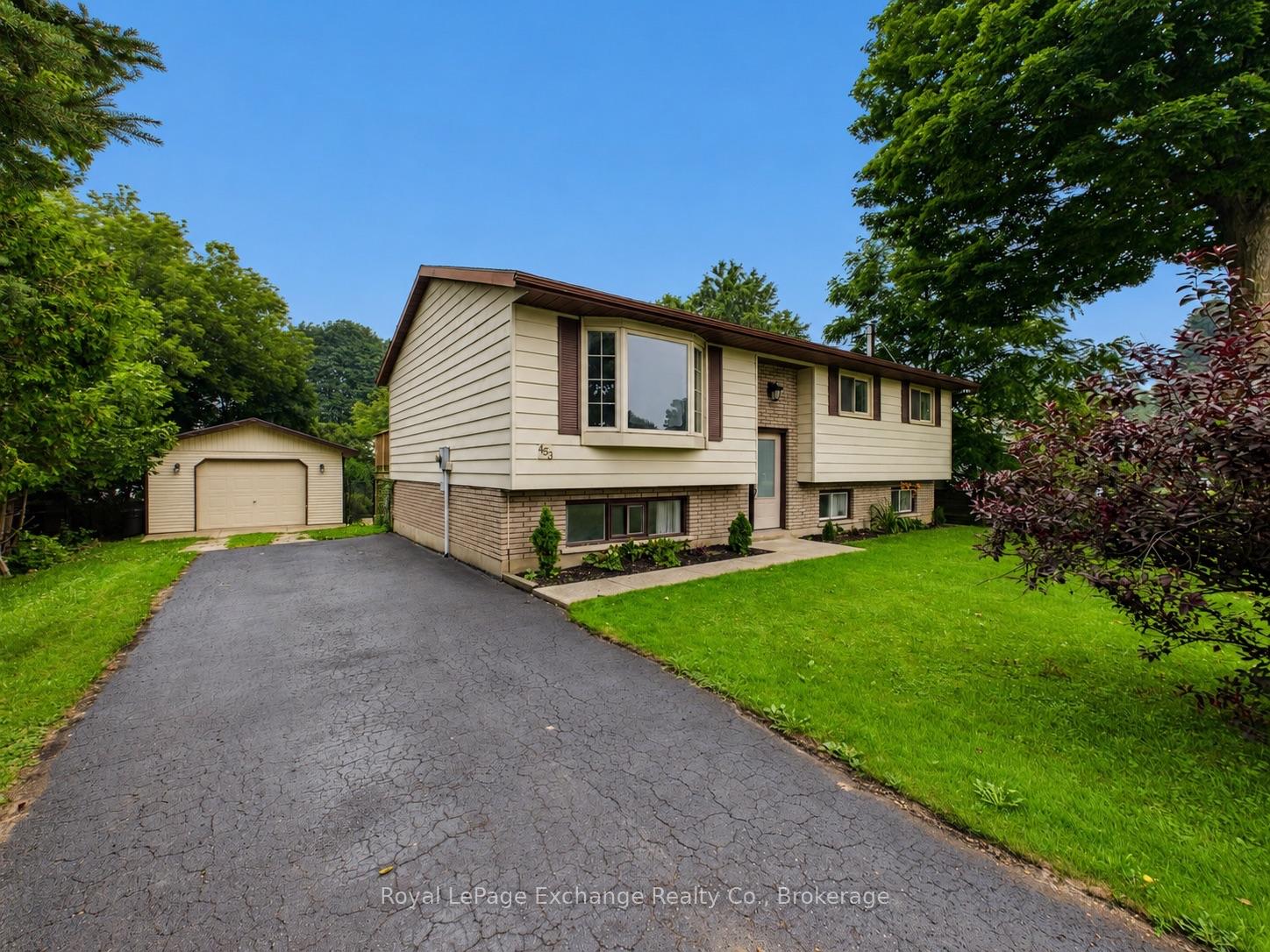453 Elgin Street, Kincardine — photo 2 of 5