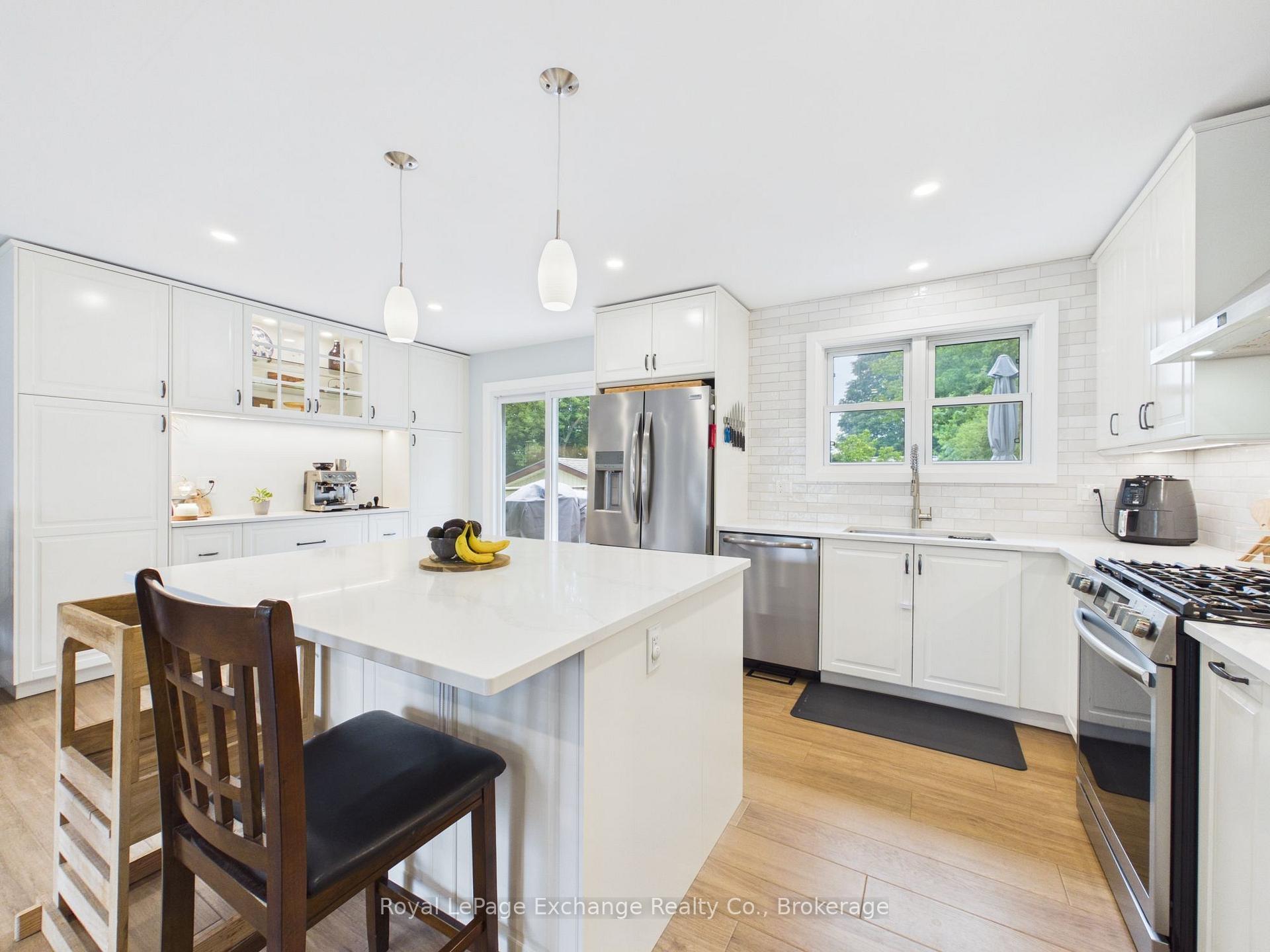 453 Elgin Street, Kincardine — photo 3 of 5