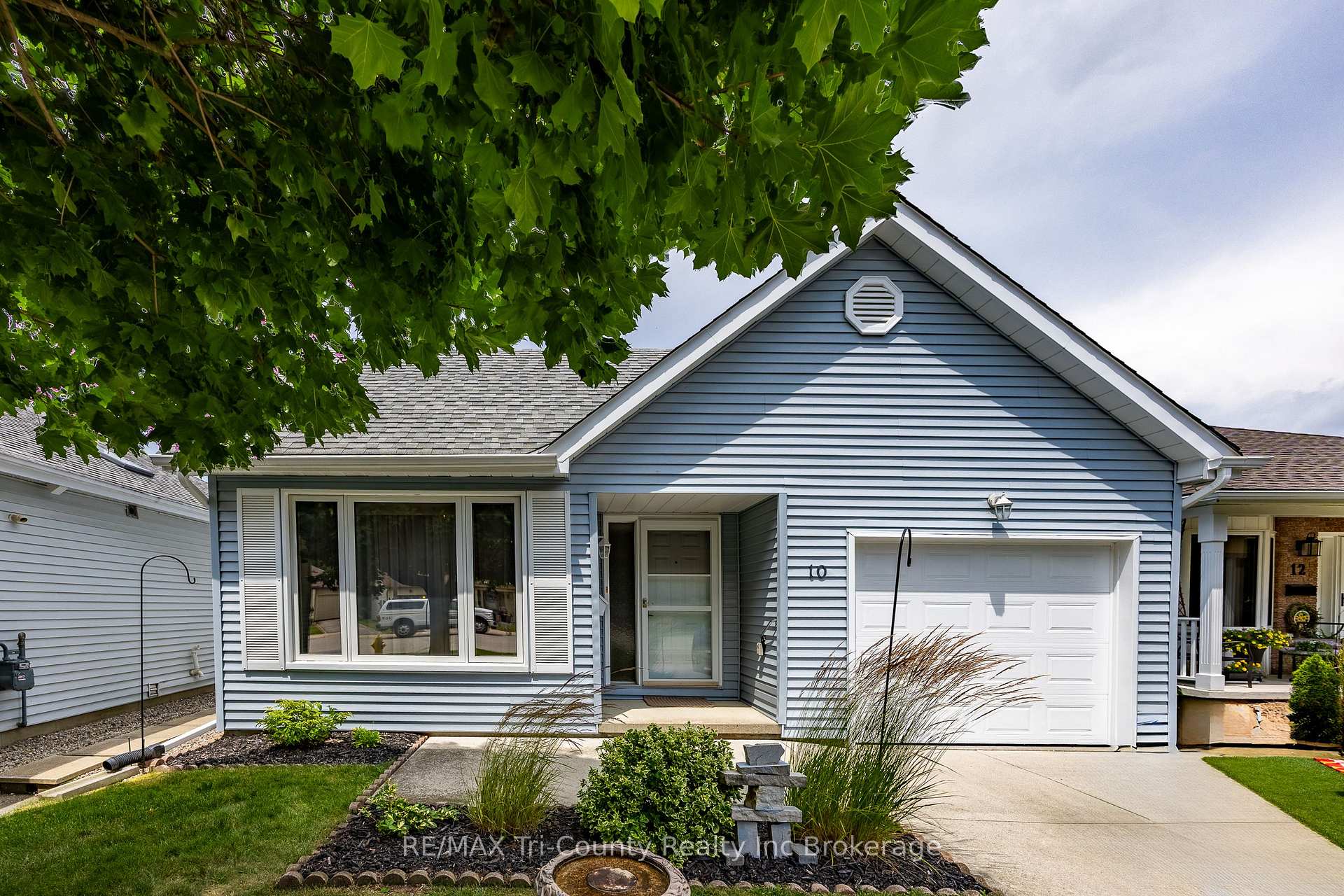 10 McDonald Court, Tillsonburg, ON N4G 5L8 — Tillsonburg, Ontario