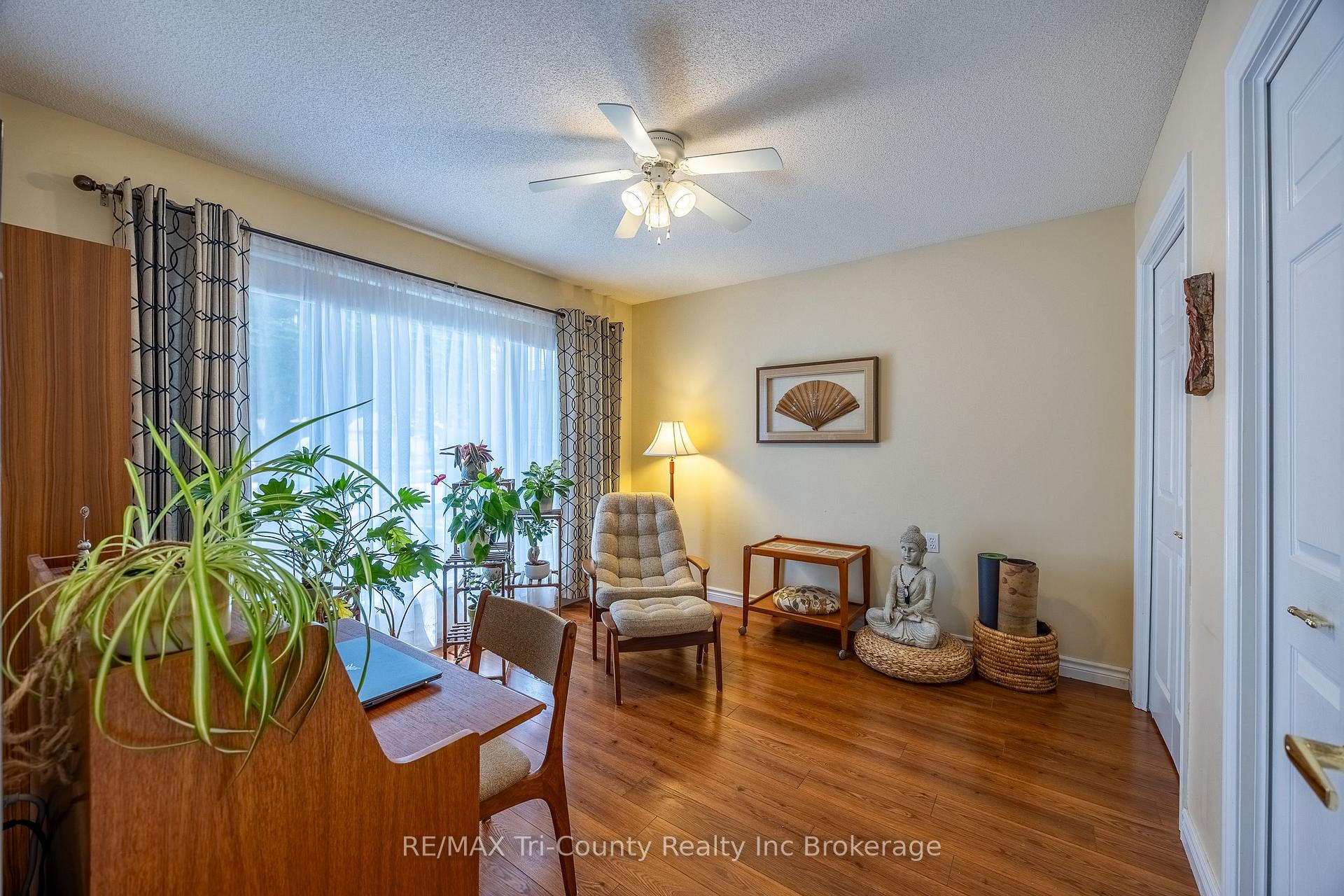 10 McDonald Court, Tillsonburg — photo 3 of 5