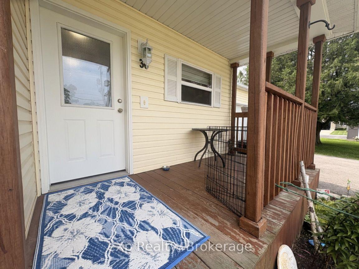 36 Church Street, Kincardine — photo 4 of 5