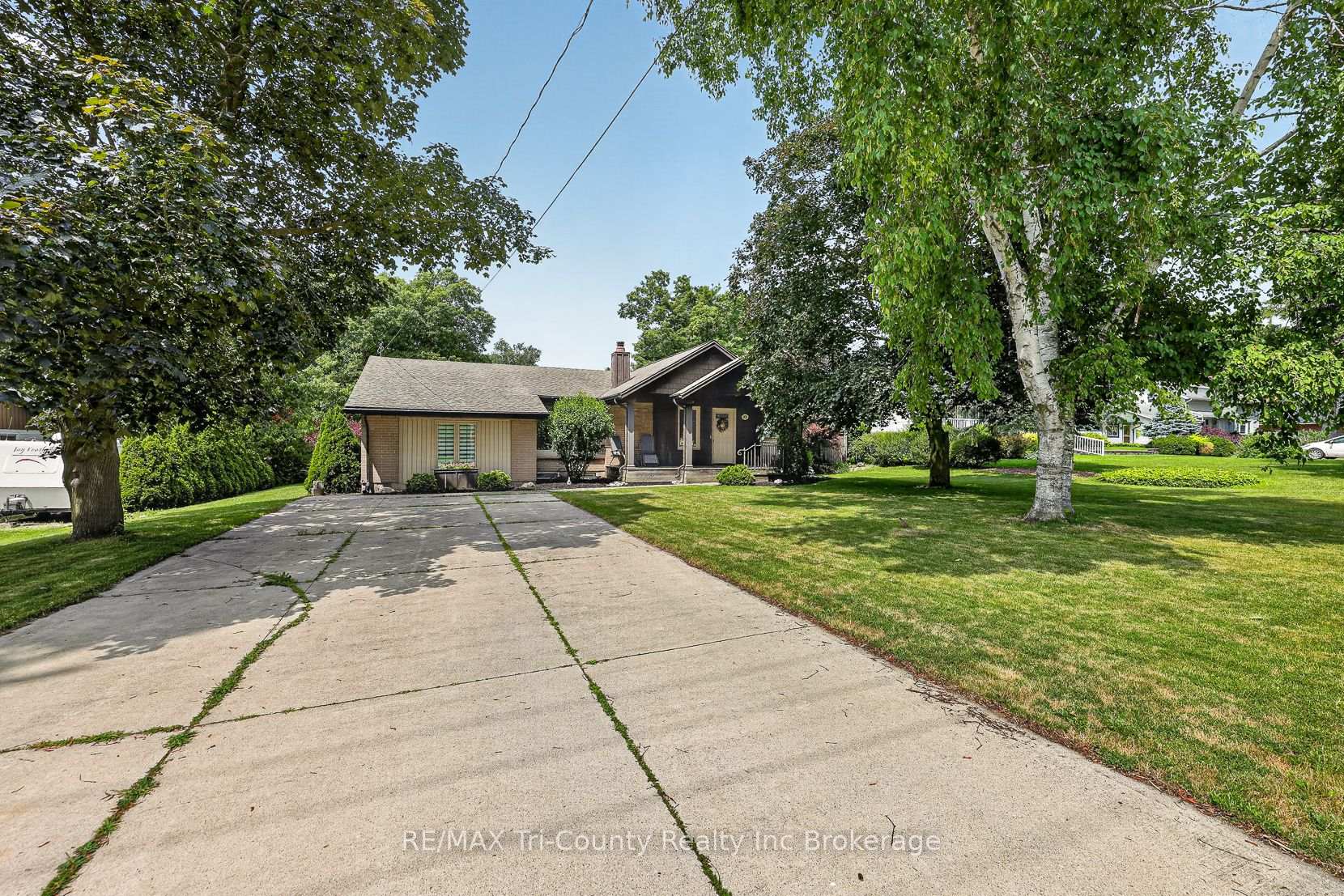 309 Quarterline Road, Tillsonburg — photo 3 of 5