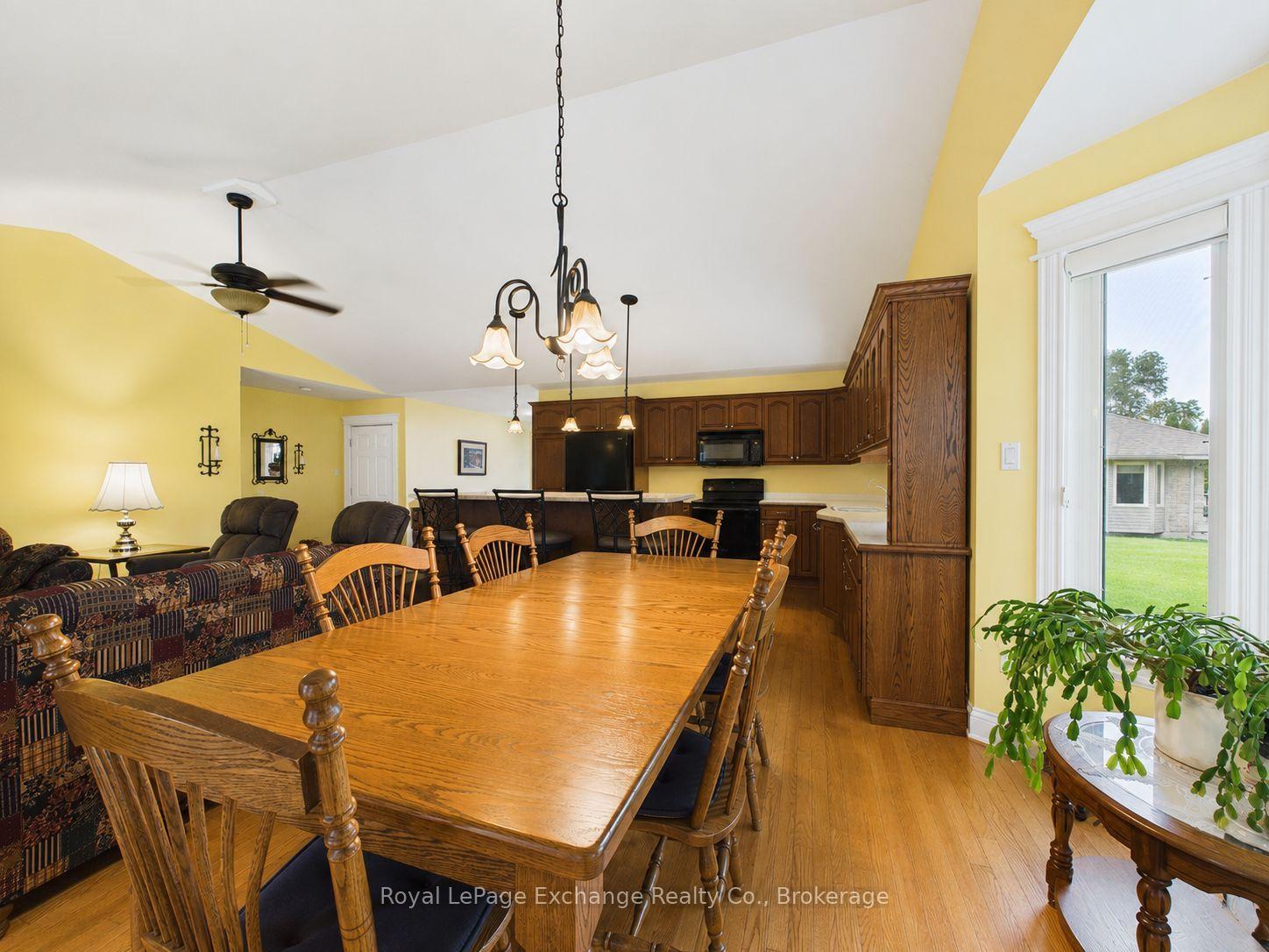 651 Pipers Court, Kincardine — photo 5 of 5