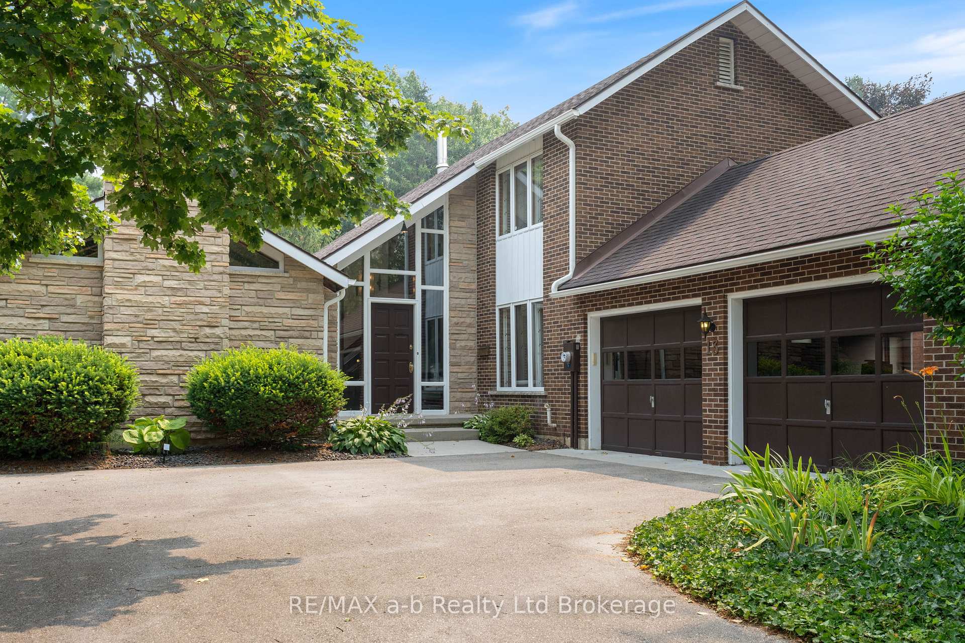 13 Segal Drive, Tillsonburg, ON N4G 4P4 — Tillsonburg, Ontario