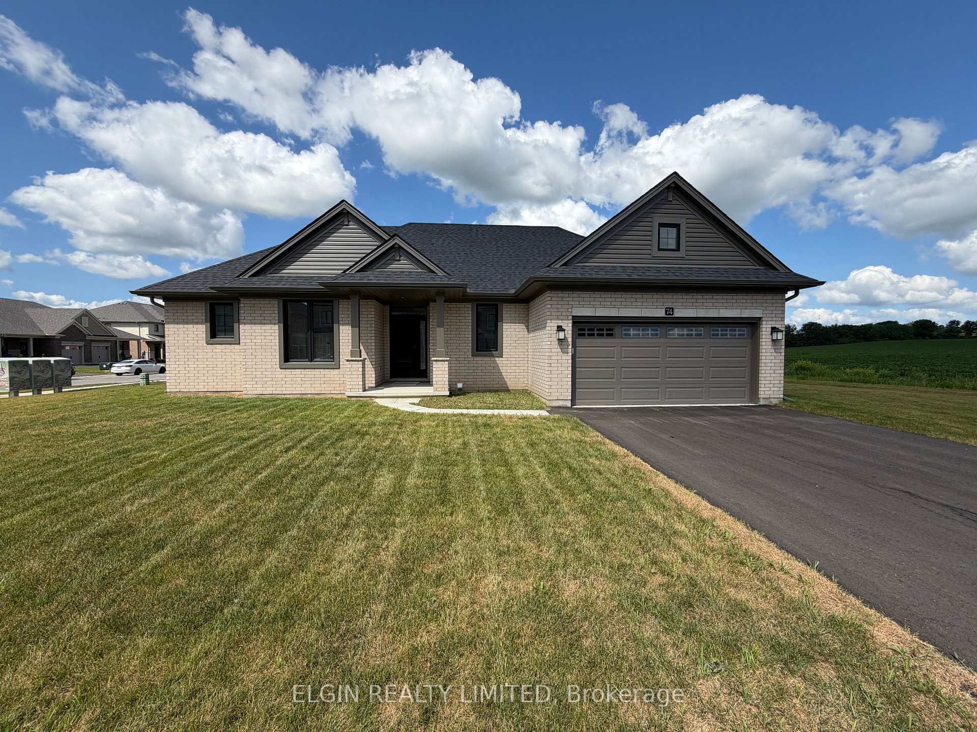 74 Braun Avenue, Tillsonburg, ON N4G 0K4 — Tillsonburg, Ontario