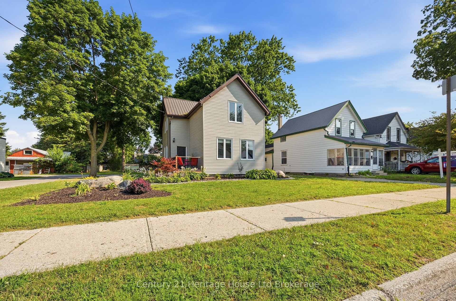 10 Pearl Street, Tillsonburg, ON N4G 1L3 — Tillsonburg, Ontario