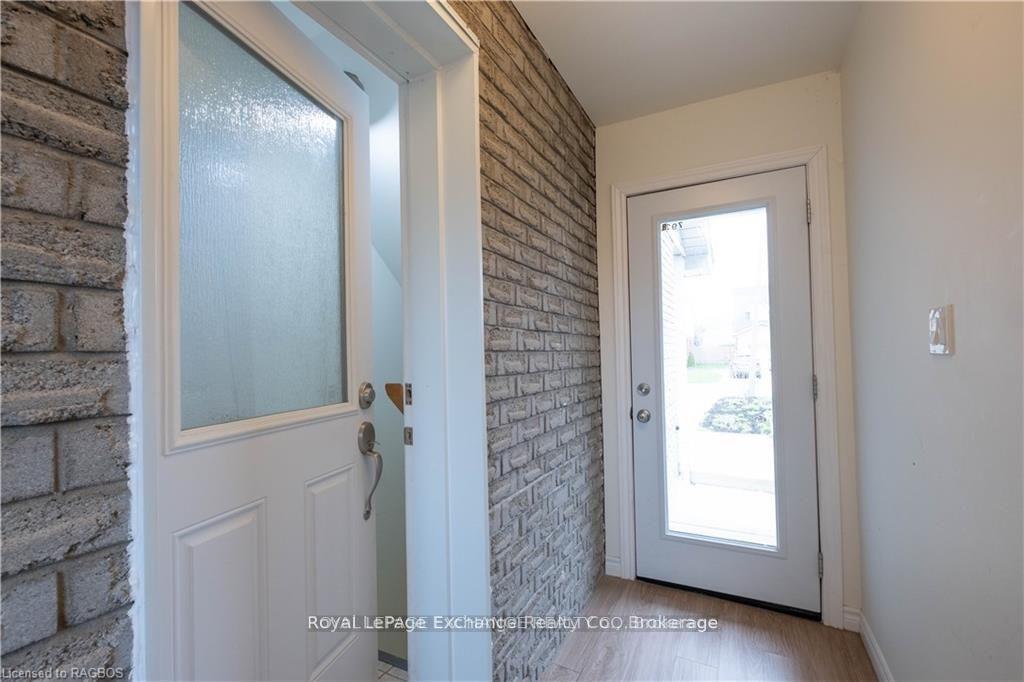 792 Mackendrick Drive, Kincardine — photo 3 of 5