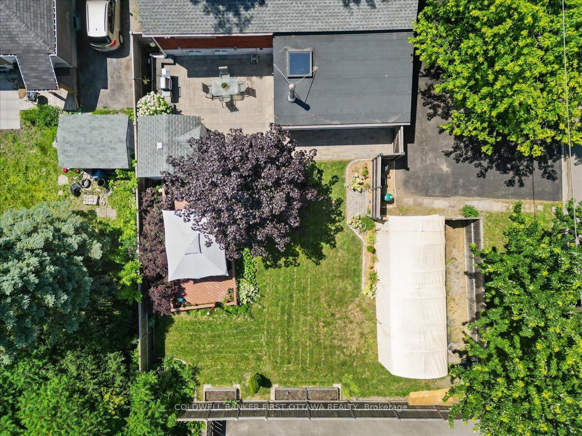 881 BLAIR Road, Beacon Hill North - South and Area — photo 4 of 5
