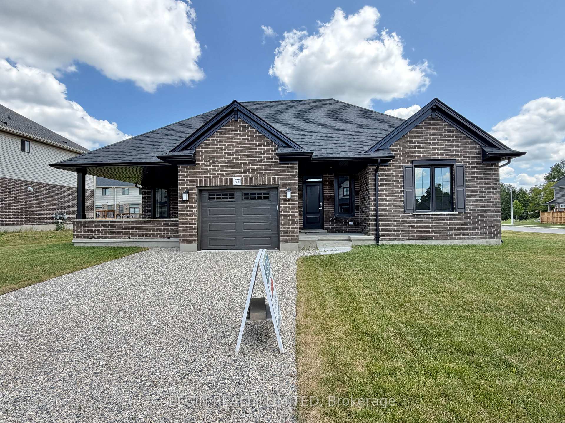 97 Keba Crescent, Tillsonburg, ON N4G 0K6 — Tillsonburg, Ontario