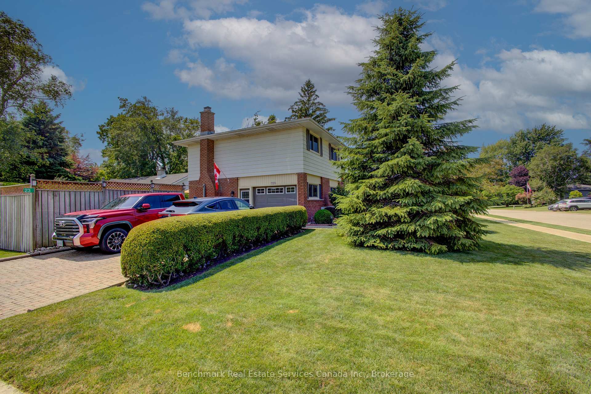 23 Inverness Street S, Kincardine — photo 3 of 5