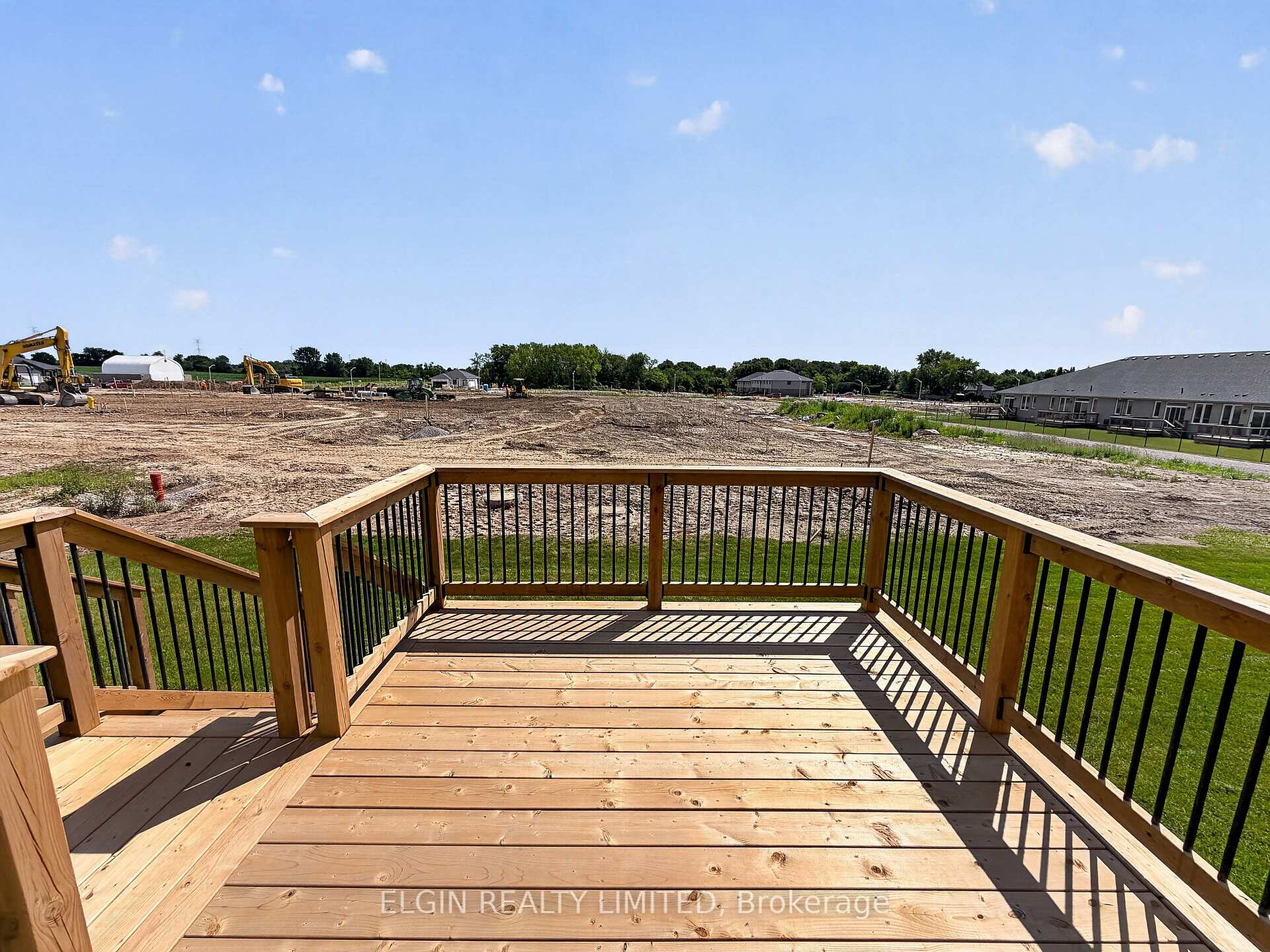 72 Woodcock Drive, Tillsonburg — photo 3 of 5