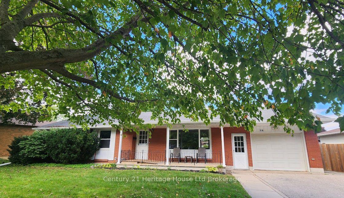 54 Glendale Drive, Tillsonburg, ON N4G 1J5 — Tillsonburg, Ontario