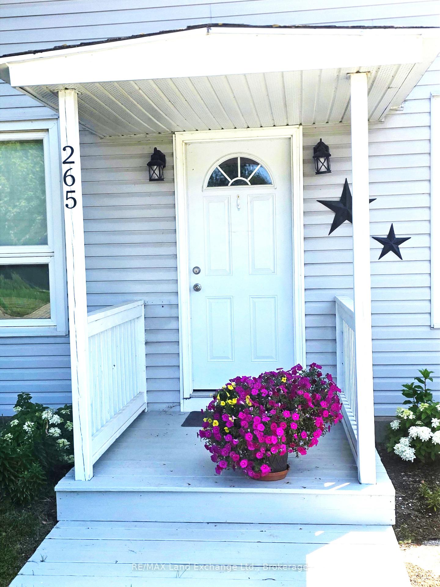 265 Queen Street, Kincardine — photo 2 of 5