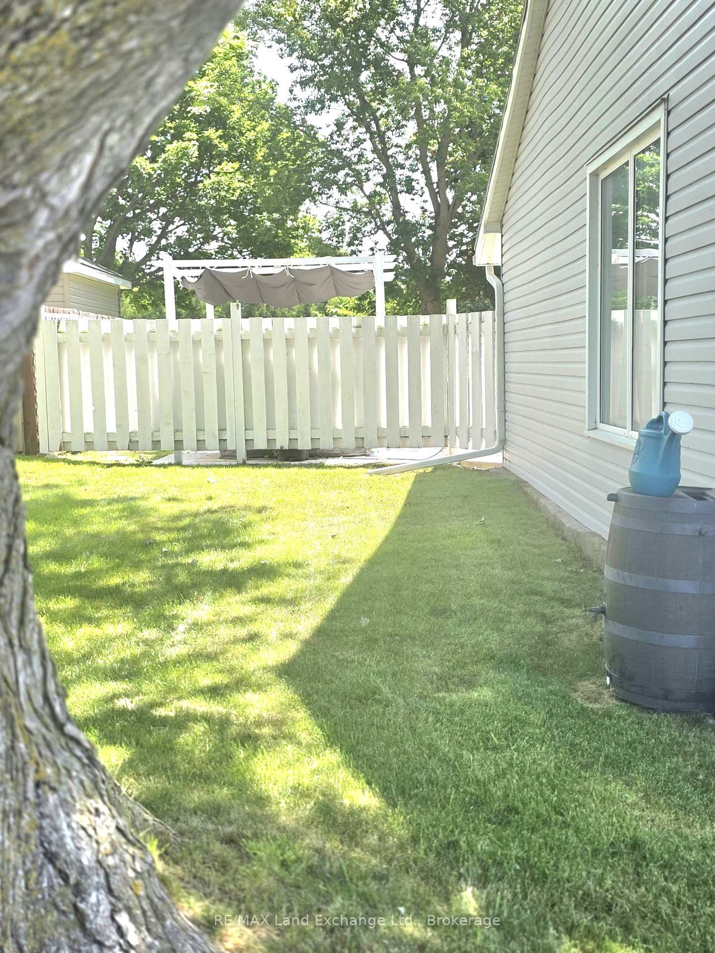 265 Queen Street, Kincardine — photo 3 of 5