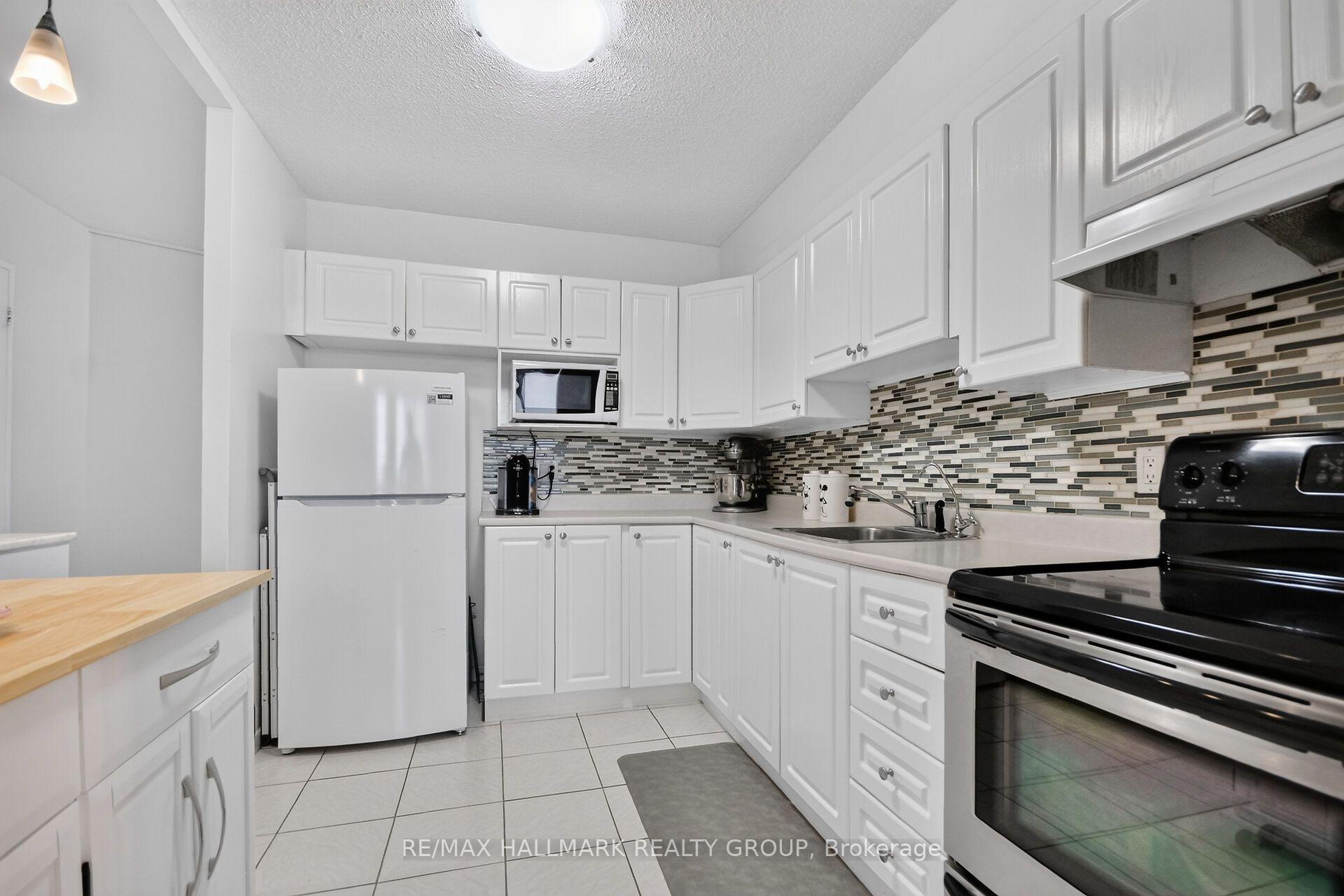 1380 Prince Of Wales Drive 304, Mooneys Bay - Carleton Heights and Area — photo 5 of 5