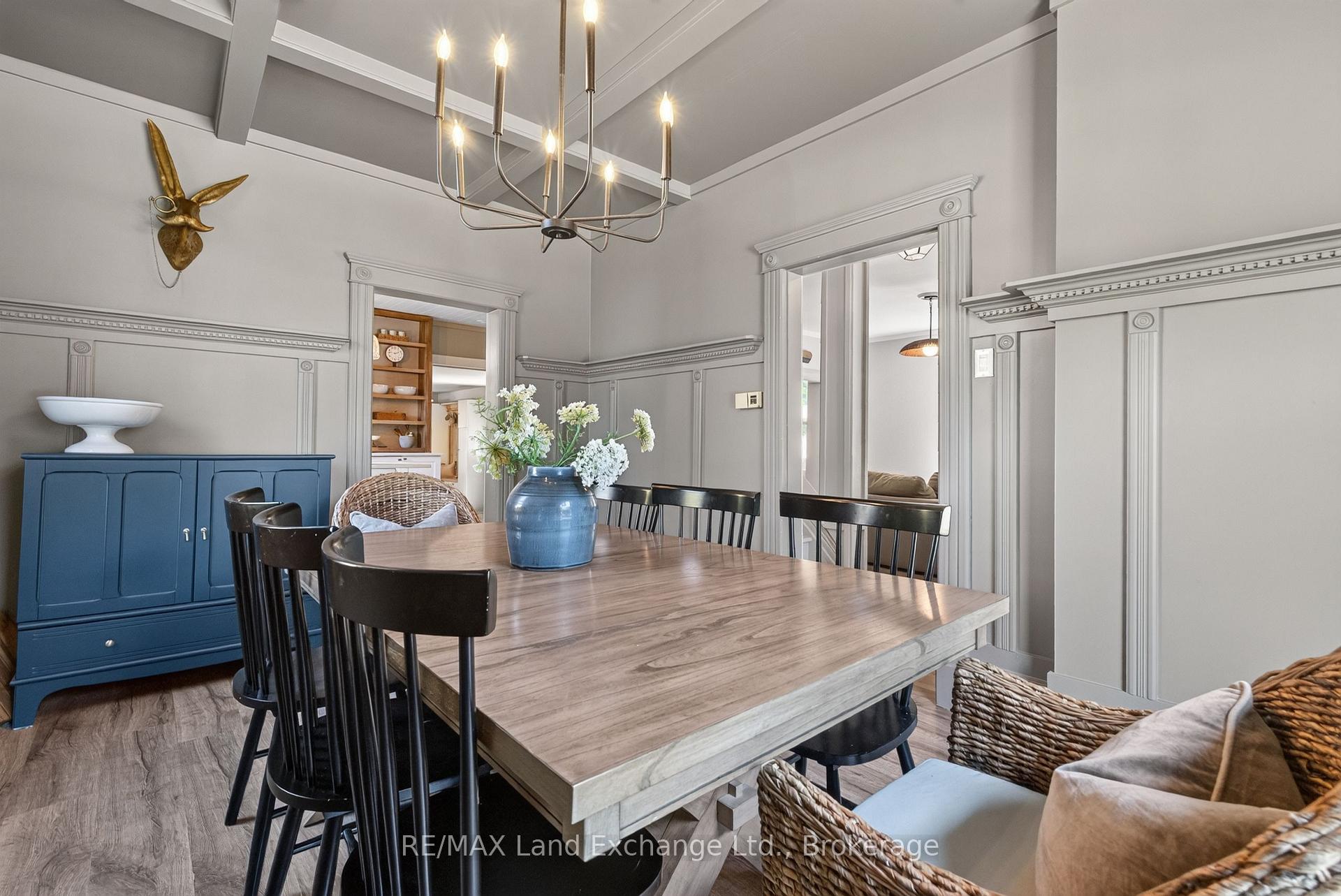 581 Queen Street, Kincardine — photo 3 of 5