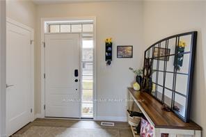 38 Canary Street, Tillsonburg — photo 4 of 5