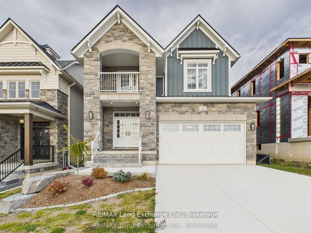 106 Inverness Street N, Kincardine, ON N2Z 1J4