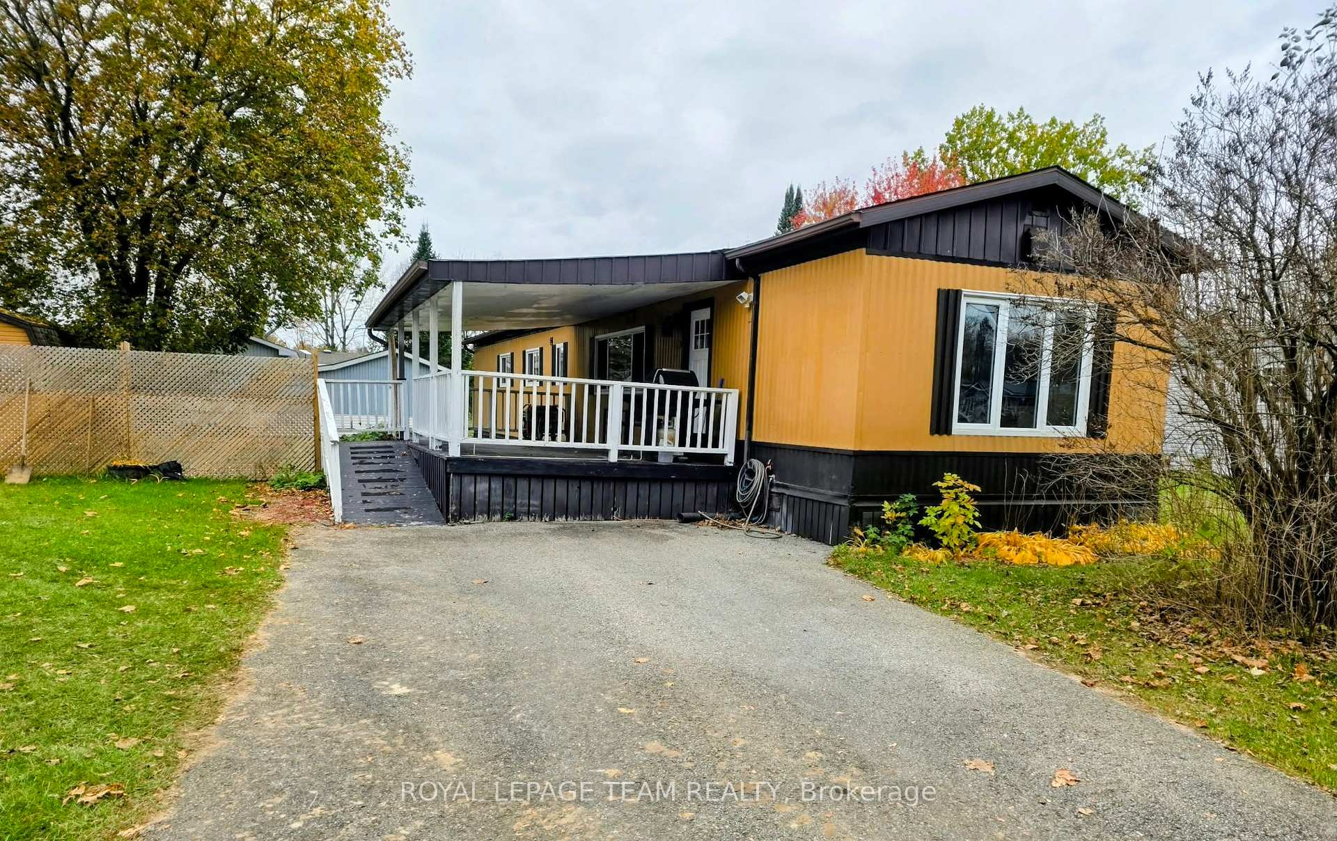 114 N HUTT Road N, Augusta, ON K6V 5T2