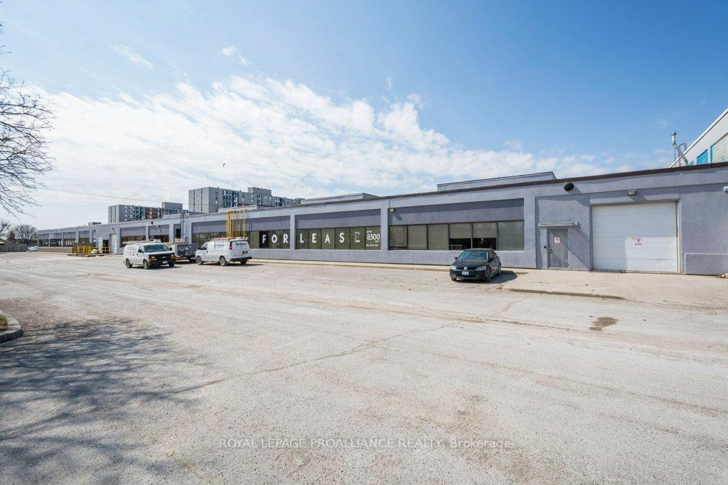 161 Bridge Street W 14, Belleville, ON K8P 1K2